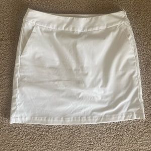 🏌🏻‍♀️Women’s Size 4 Dri-Fit Nike Golf Skort🏌🏻‍♀️